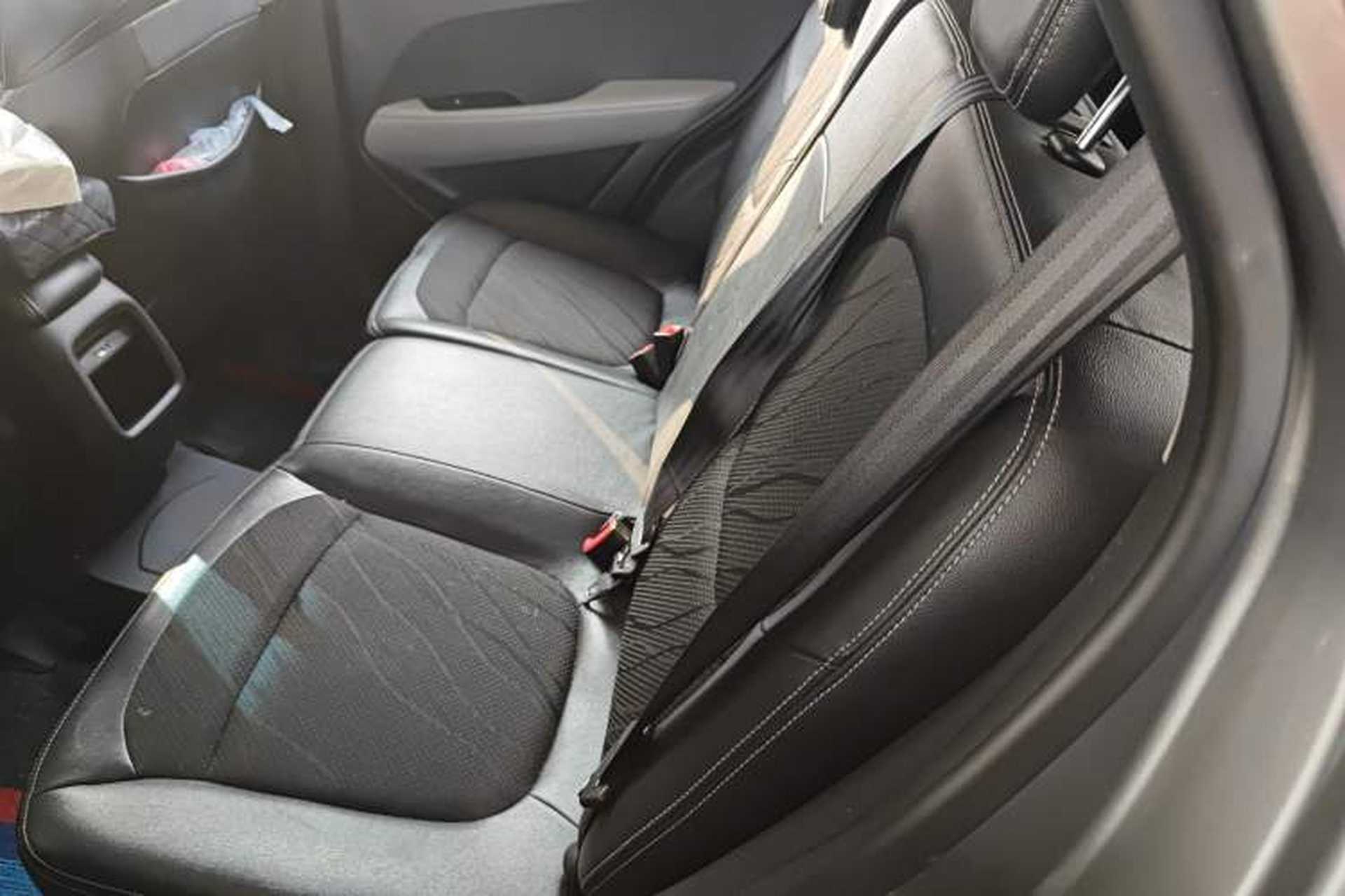 Used Baojun 510 2017 1.5L Automatic Fashion Model Left Rear Seat