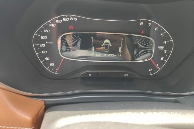 Used Baojun 510 2017 1.5L Manual Luxury Model Odometer Close Up