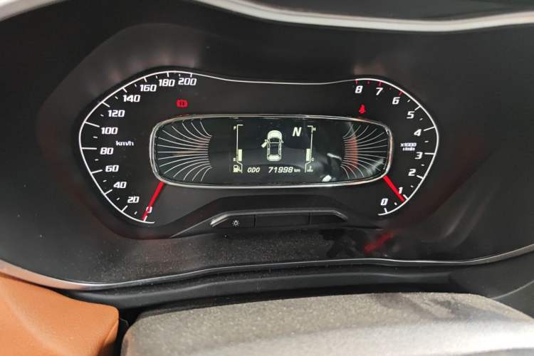 Used Baojun 510 2017 1.5L Automatic Luxury Model Odometer Close Up
