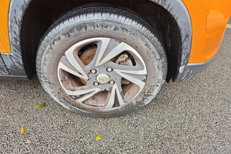 Used Baojun 510 2017 1.5L Automatic Luxury Model Right Front Wheel Hub