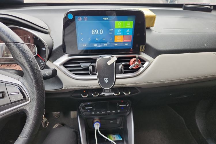 Used Baojun 510 2017 1.5L Manual Fashion Model Audio And AC Panel