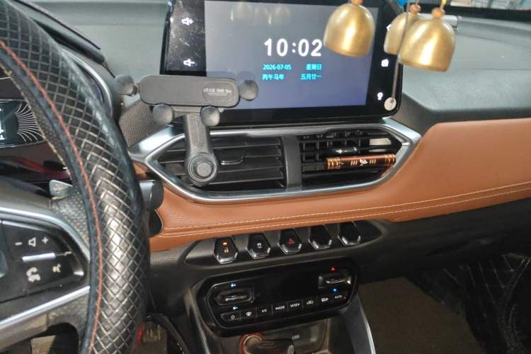 Used Baojun 510 2017 1.5L Automatic Luxury Model Audio And AC Panel