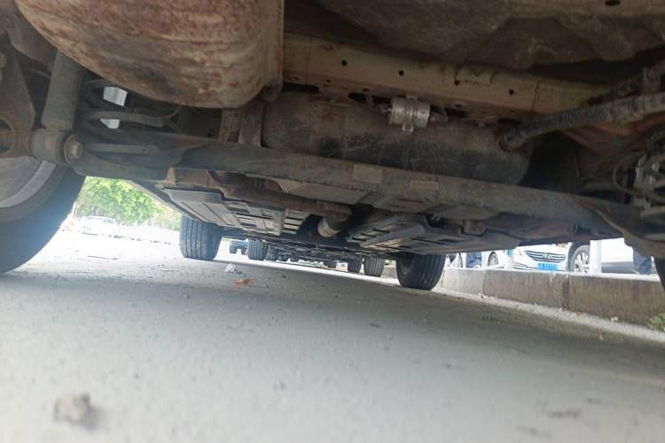 Used Baojun 510 2017 1.5L Manual Fashion Model Chassis Rear