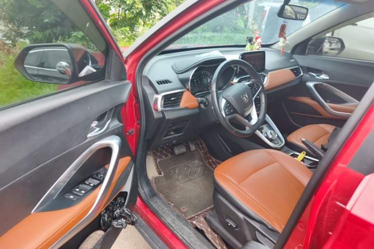 Used Baojun 510 2017 1.5L Automatic Luxury Model Driver Seat