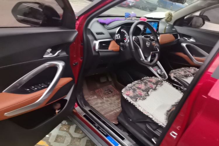 Used Baojun 510 2017 1.5L Automatic Luxury Model Driver Seat