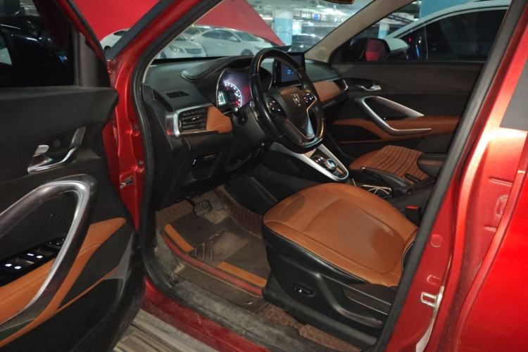 Used Baojun 510 2017 1.5L Automatic Luxury Model Driver Seat
