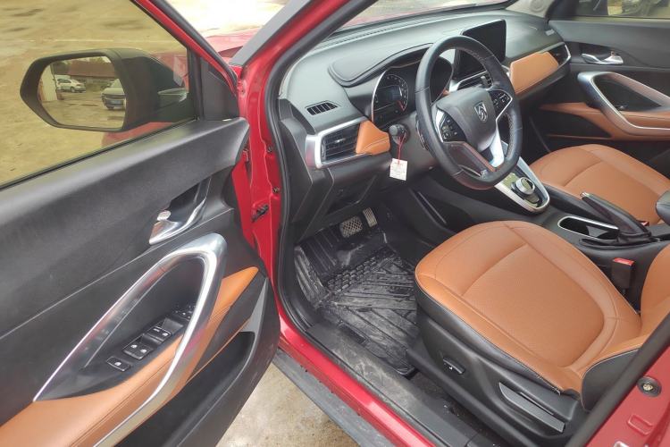 Used Baojun 510 2017 1.5L Automatic Luxury Model Driver Seat