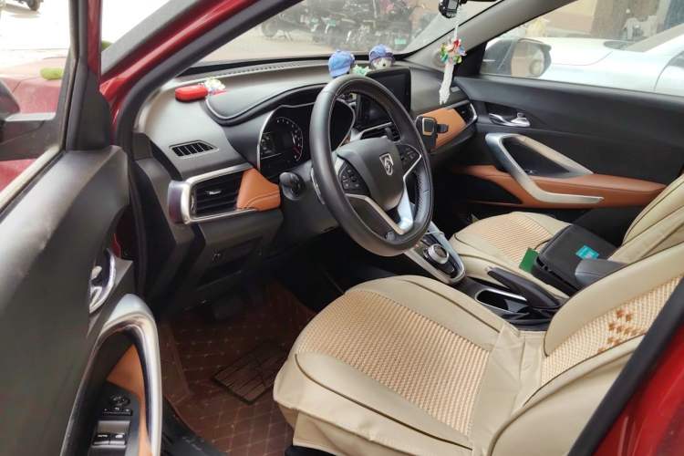 Used Baojun 510 2017 1.5L Automatic Luxury Model Driver Seat