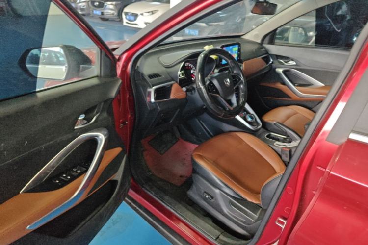 Used Baojun 510 2017 1.5L Automatic Luxury Model Driver Seat