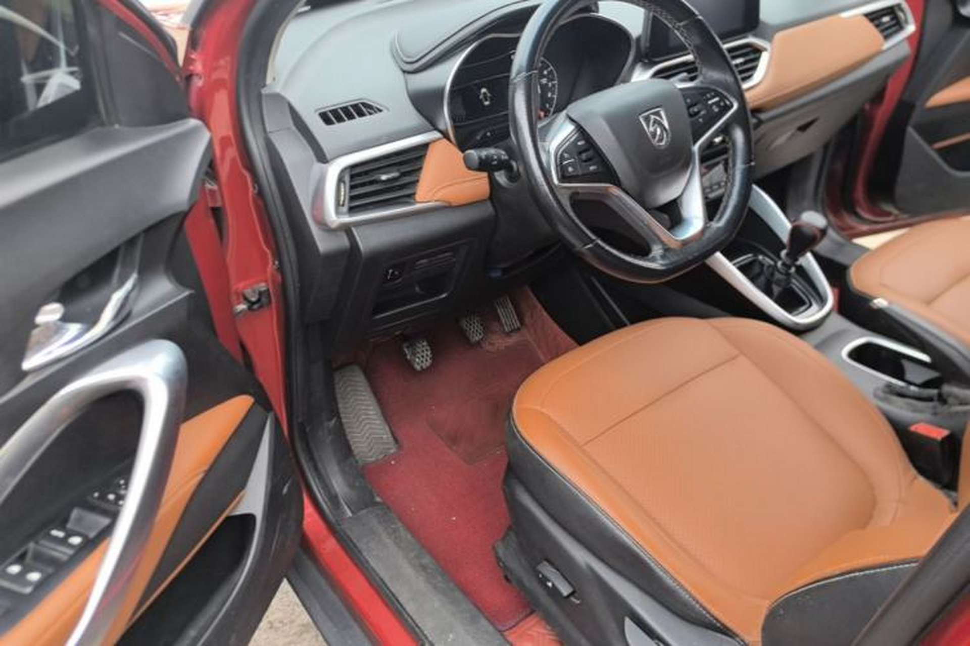 Used Baojun 510 2017 1.5L Manual Luxury Model Driver Seat