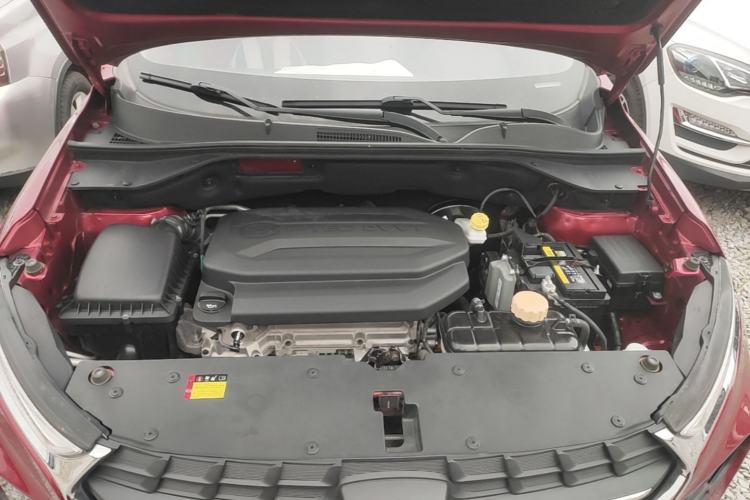 Used Baojun 510 2017 1.5L Manual Fashion Model Engine Bay