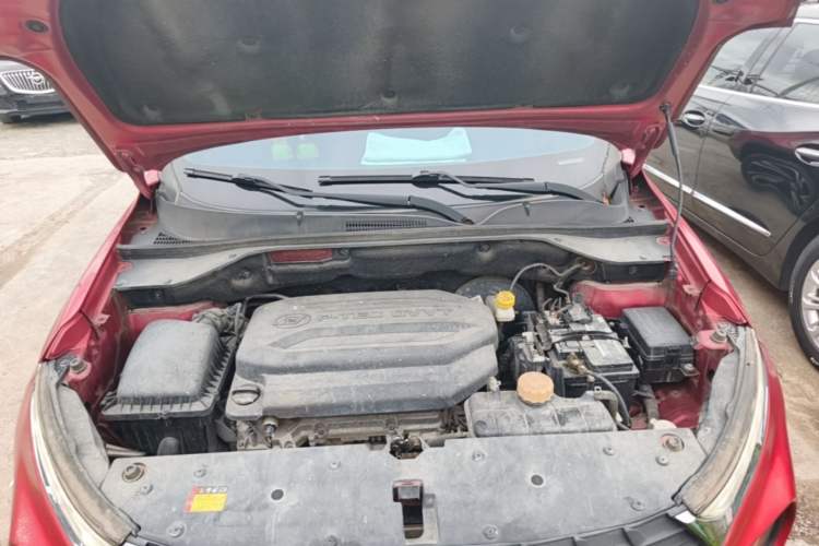 Used Baojun 510 2017 1.5L Automatic Luxury Model Engine Bay
