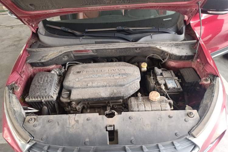 Used Baojun 510 2017 1.5L Manual Luxury Model Engine Bay