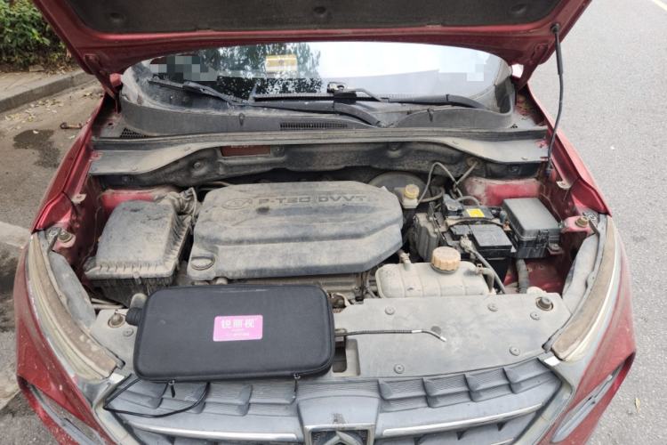 Used Baojun 510 2017 1.5L Manual Fashion Model Engine Bay