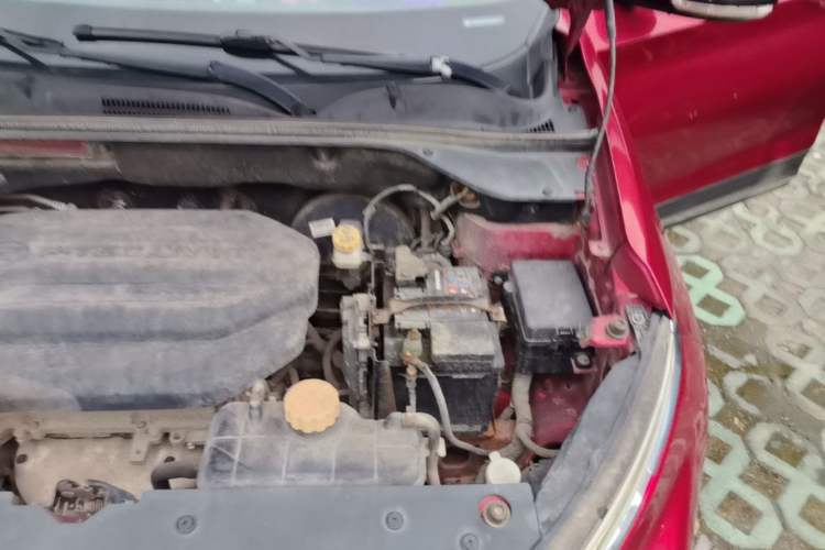 Used Baojun 510 2017 1.5L Automatic Luxury Model Engine Bay Left