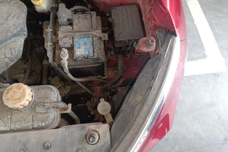 Used Baojun 510 2017 1.5L Manual Luxury Model Engine Bay Left