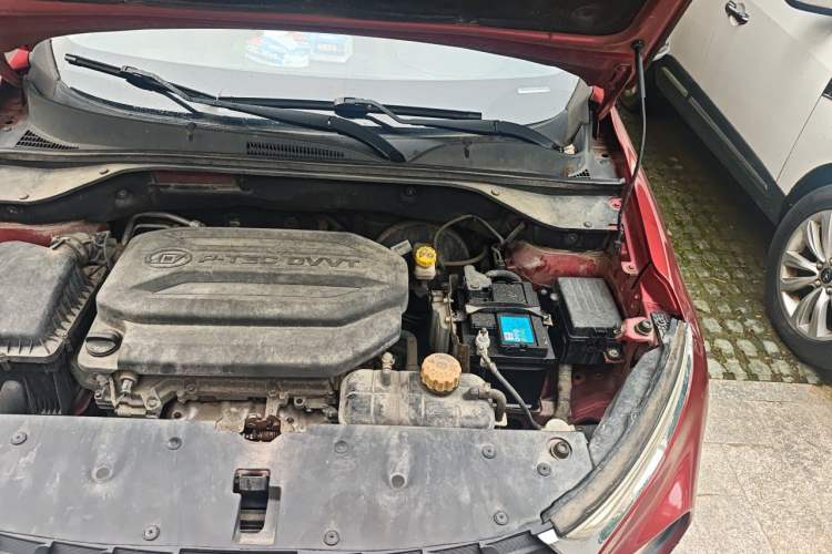 Used Baojun 510 2017 1.5L Manual Luxury Model Engine Bay Left