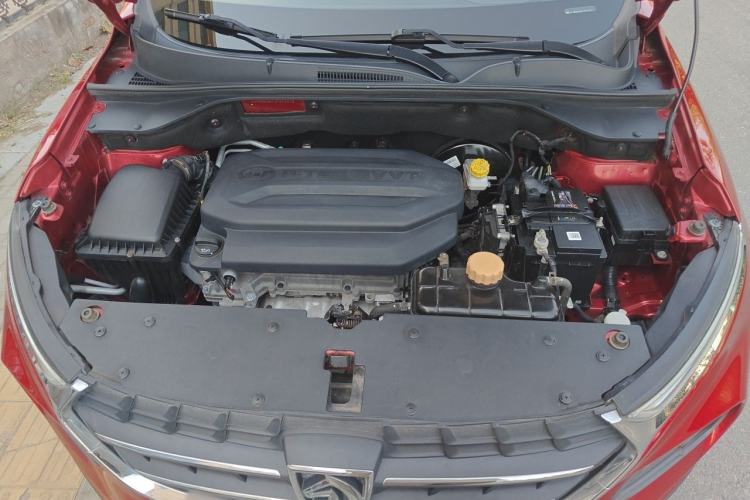 Used Baojun 510 2017 1.5L Automatic Luxury Model Engine Bay