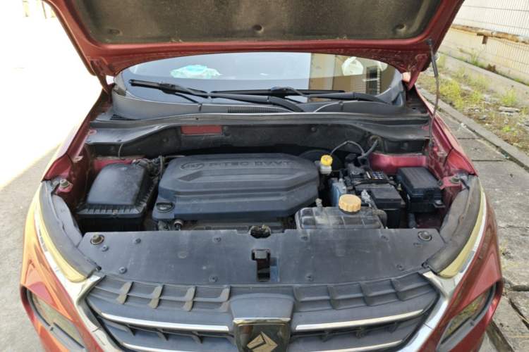 Used Baojun 510 2017 1.5L Manual Luxury Model Engine Bay