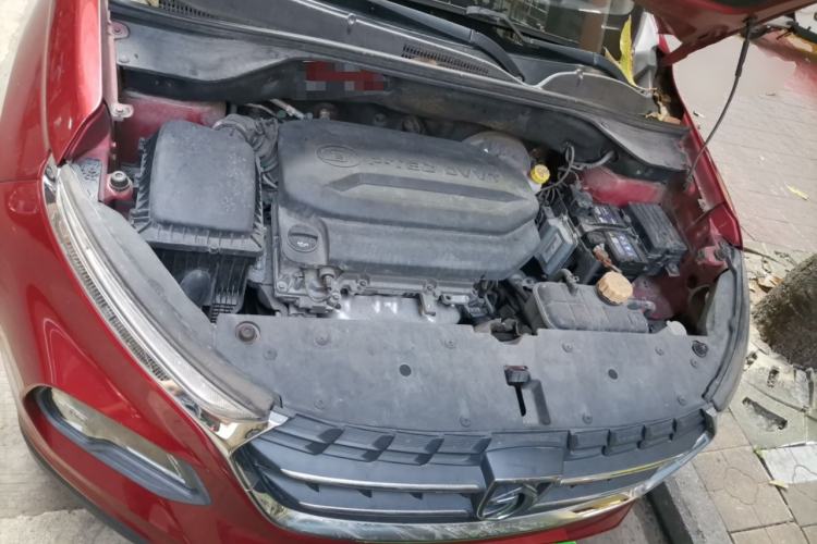 Used Baojun 510 2017 1.5L Manual Fashion Model Engine Bay