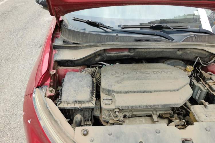 Used Baojun 510 2017 1.5L Manual Luxury Model Engine Bay Right
