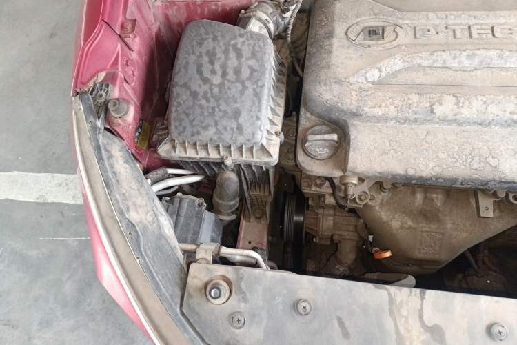 Used Baojun 510 2017 1.5L Manual Luxury Model Engine Bay Right