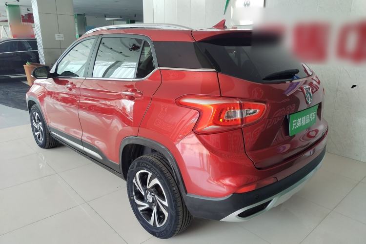 Used Baojun 510 2017 1.5L Manual Luxury Model Exterior 3