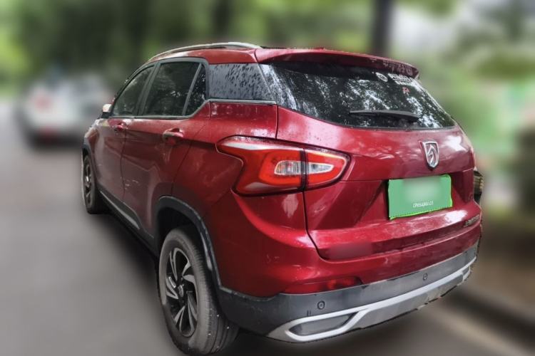Used Baojun 510 2017 1.5L Manual Luxury Model Exterior 4