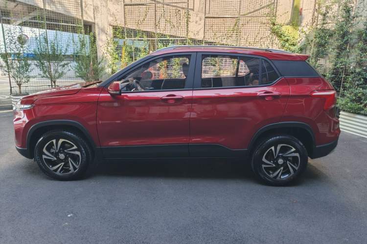 Used Baojun 510 2017 1.5L manual Comfort trim Exterior 6