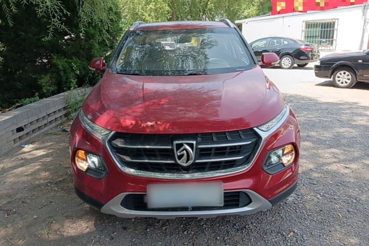 Used Baojun 510 2017 1.5L Manual Fashion Model Front