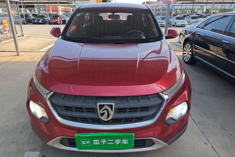 Used Baojun 510 2017 1.5L manual Comfort trim Front