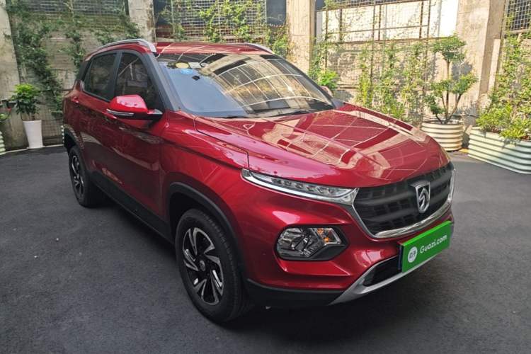 Used Baojun 510 2017 1.5L manual Comfort trim Front Right 45 Deg