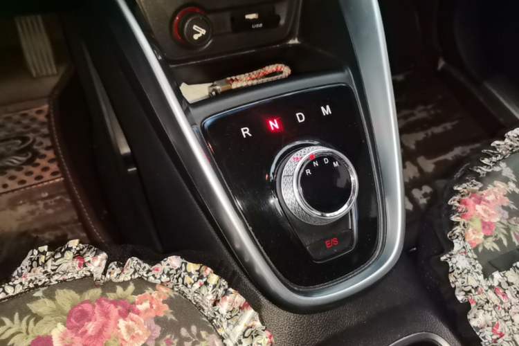 Used Baojun 510 2017 1.5L Automatic Luxury Model Gear Lever