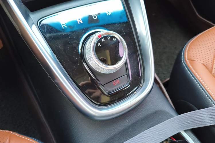 Used Baojun 510 2017 1.5L Automatic Luxury Model Gear Lever