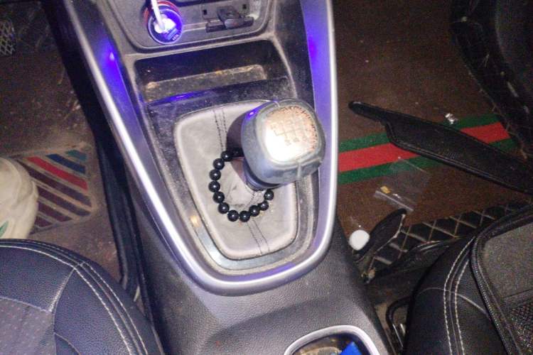 Used Baojun 510 2017 1.5L Manual Fashion Model Gear Lever