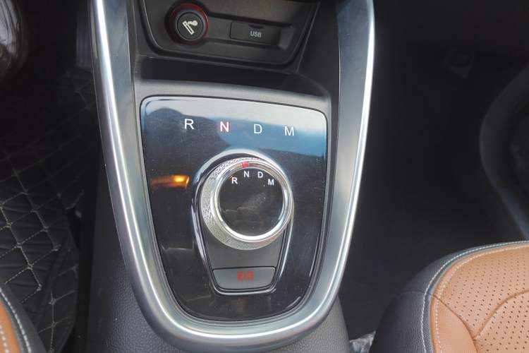 Used Baojun 510 2017 1.5L Automatic Luxury Model Gear Lever