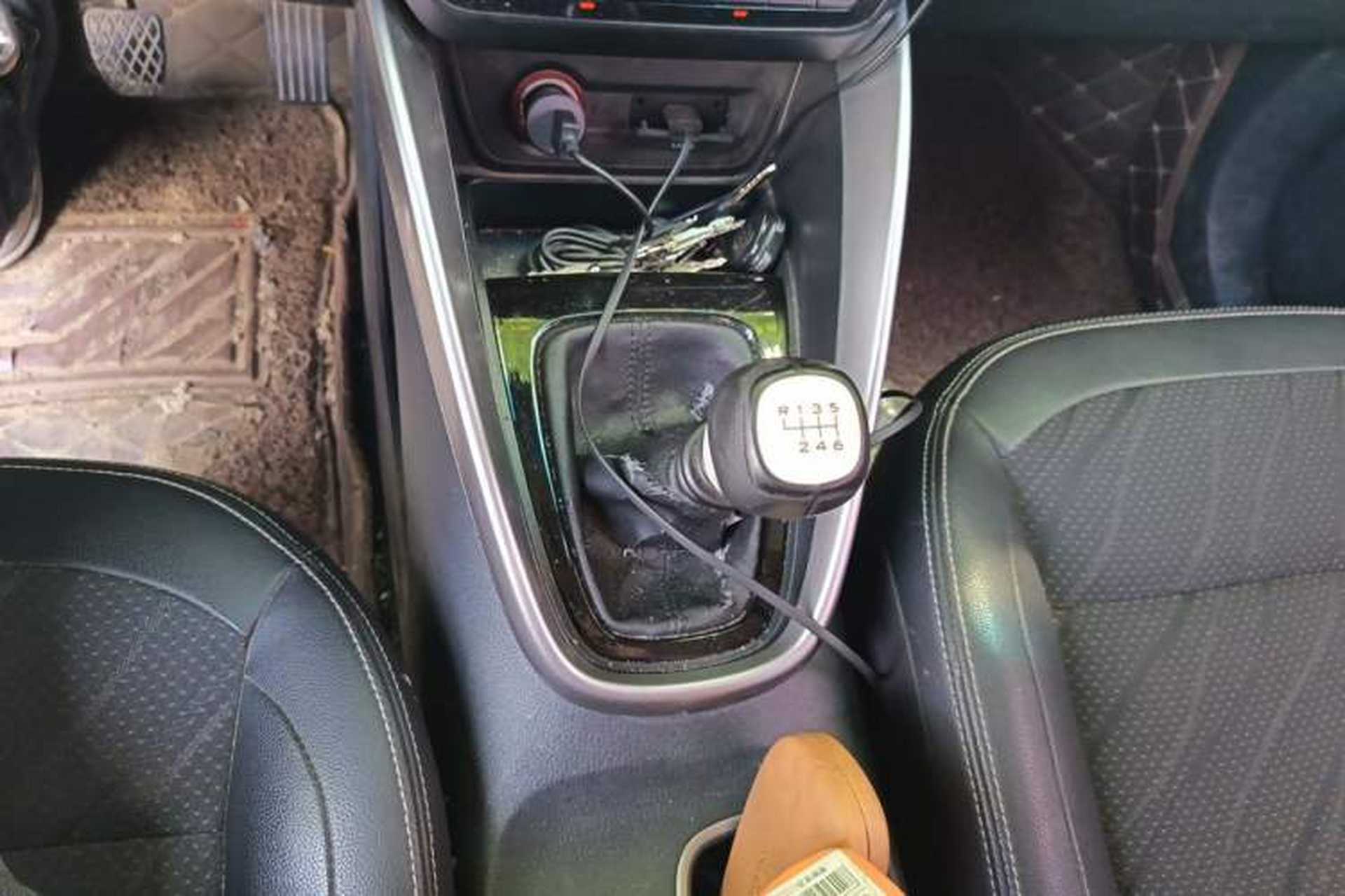 Used Baojun 510 2017 1.5L Manual Fashion Model Gear Lever