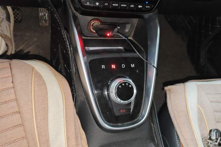 Used Baojun 510 2017 1.5L Automatic Luxury Model Gear Lever