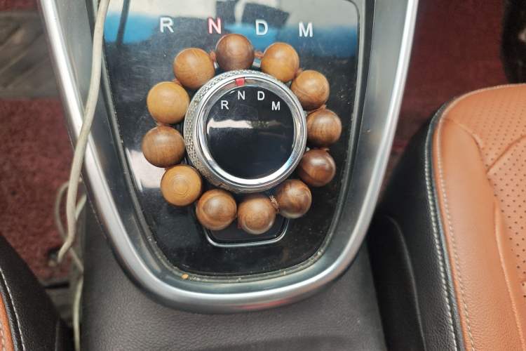 Used Baojun 510 2017 1.5L Automatic Luxury Model Gear Lever
