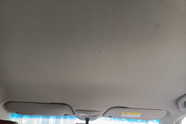 Used Baojun 510 2017 1.5L Manual Fashion Model Headliner