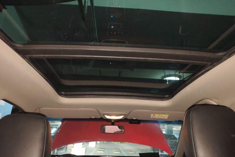 Used Baojun 510 2017 1.5L Automatic Luxury Model Headliner