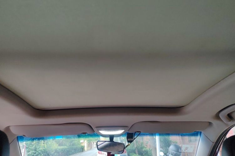 Used Baojun 510 2017 1.5L Automatic Luxury Model Headliner