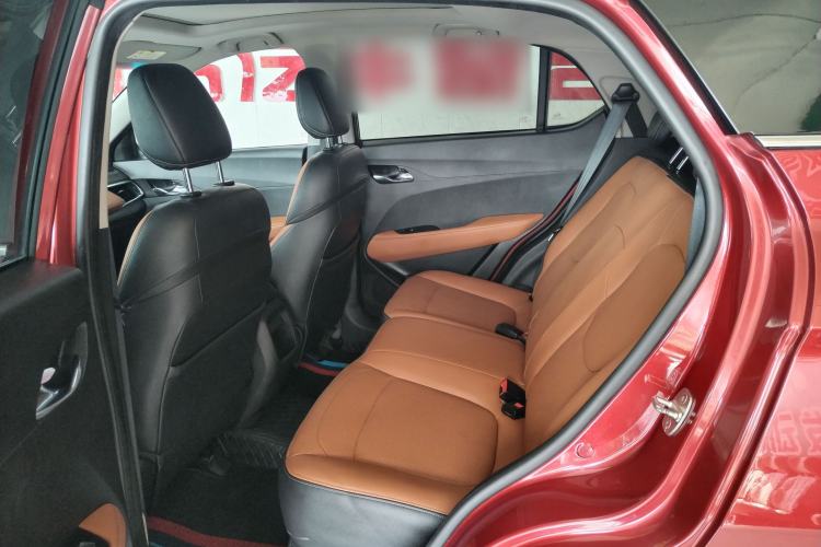 Used Baojun 510 2017 1.5L Manual Luxury Model Interior 1