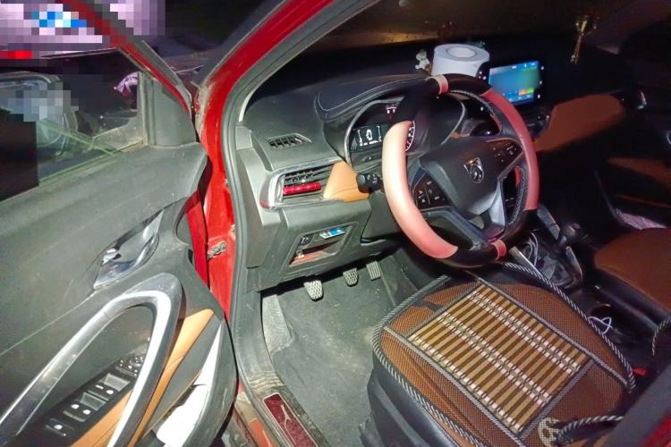 Used Baojun 510 2017 1.5L Manual Luxury Model Interior 3