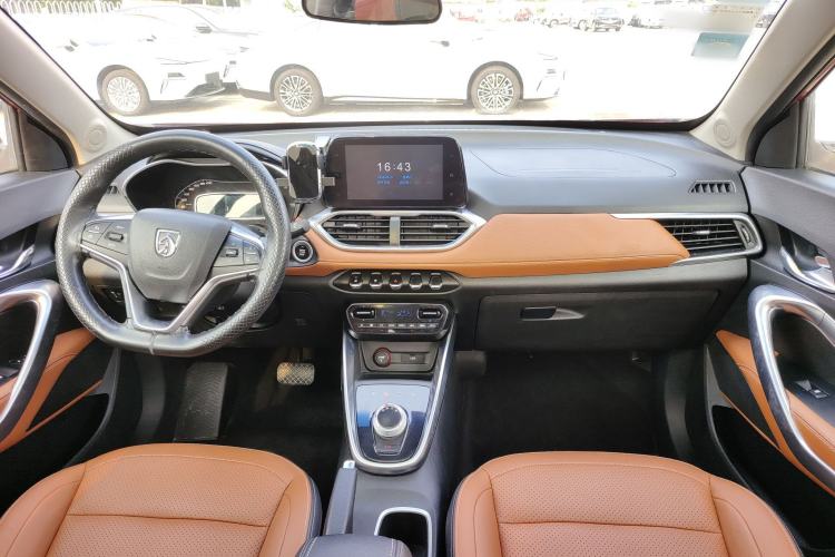 Used Baojun 510 2017 1.5L Automatic Luxury Model Interior 3