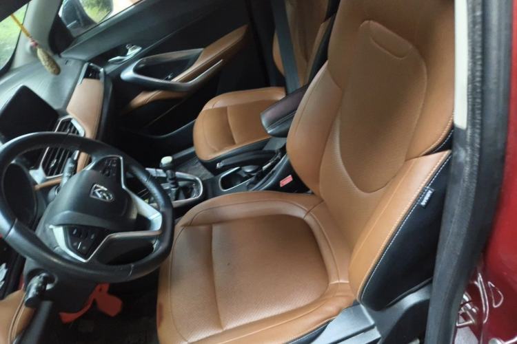 Used Baojun 510 2017 1.5L Manual Luxury Model Interior 4