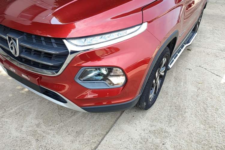 Used Baojun 510 2017 1.5L Automatic Luxury Model Left Front Headlight