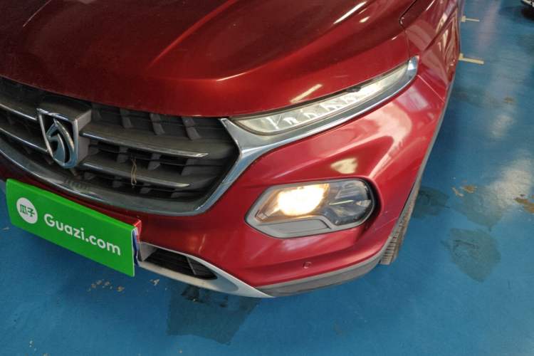 Used Baojun 510 2017 1.5L Automatic Luxury Model Left Front Headlight