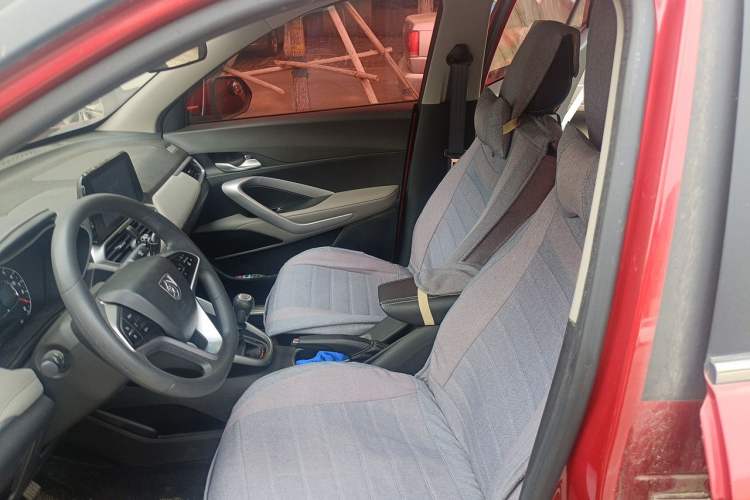 Used Baojun 510 2017 1.5L Manual Fashion Model Left Front Seat