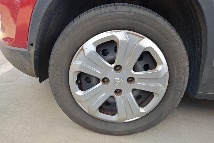 Used Baojun 510 2017 1.5L manual Comfort trim Left Front Wheel Hub